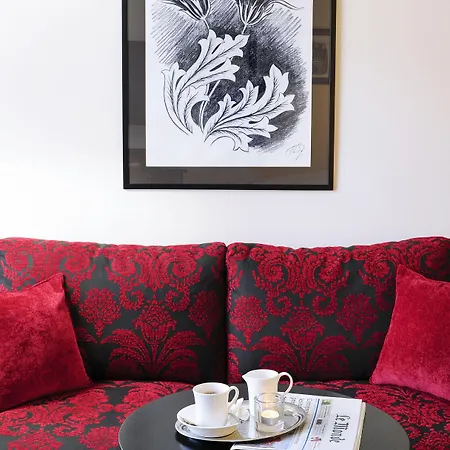 Hotel Tiffany By Fassbind 4*