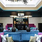 Hotel Tiffany By Fassbind 4*