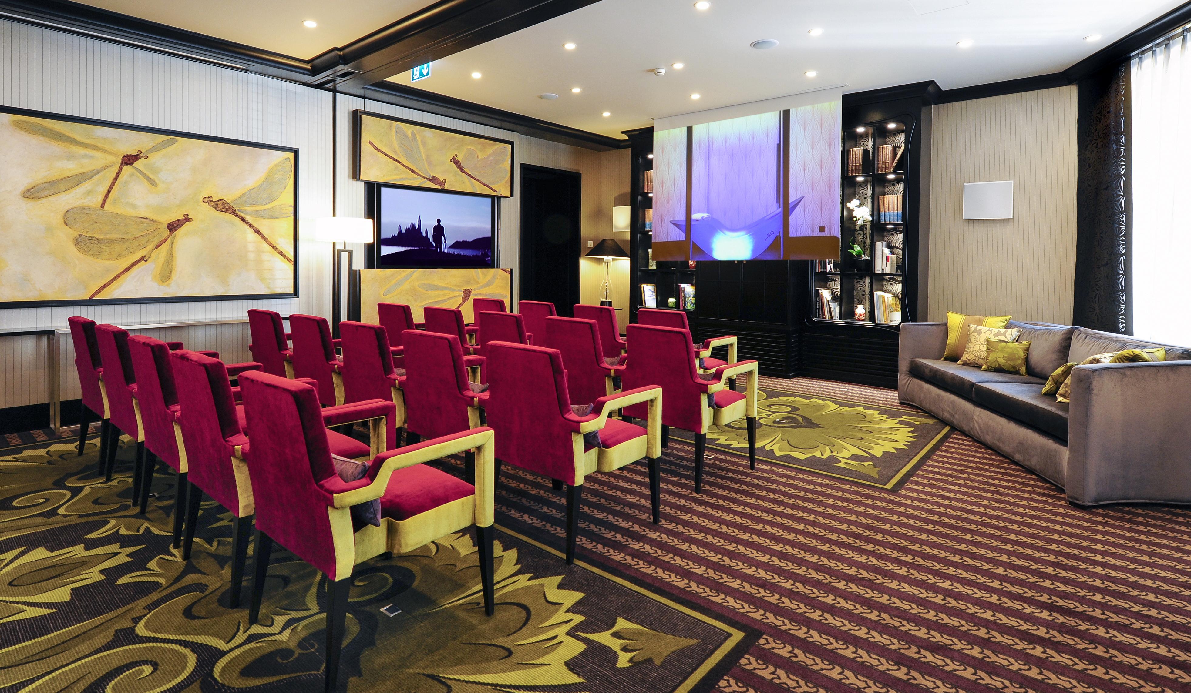Hotel Tiffany By Fassbind 4*